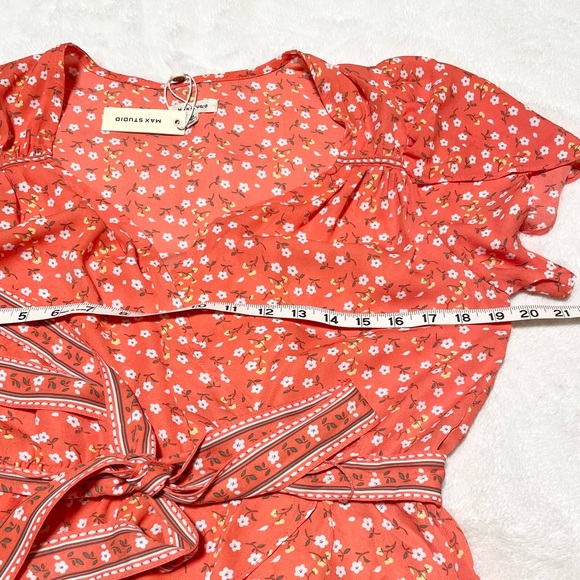 NWT Max Studio Ballet Floral Wrap Blouse - Picture 11 of 11